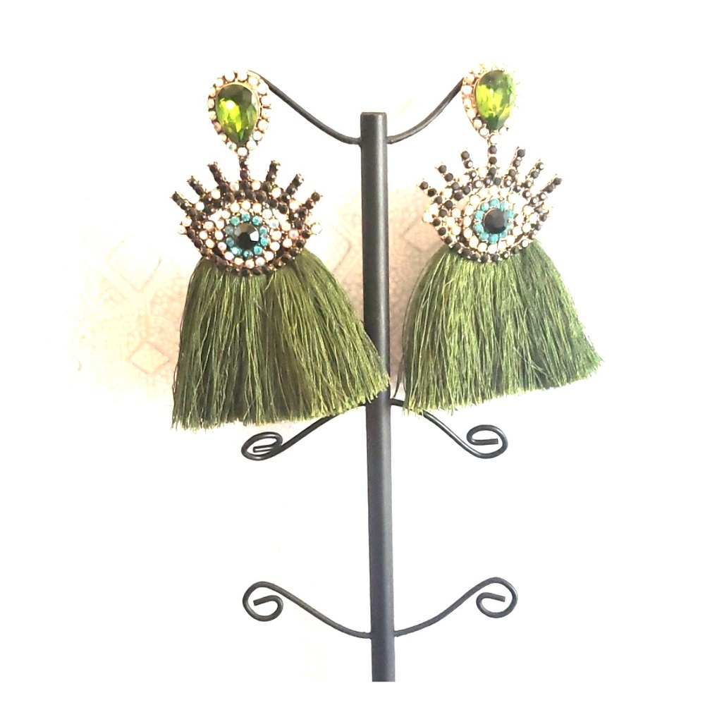 ●Evil Eye tassel earrings●